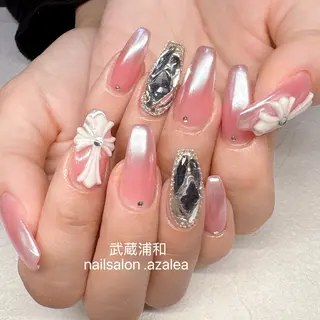 ネイル R inのネイルデザイン