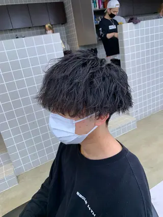 ショート パーマ メンズ メンズパーマ特化 TAIGAのヘアスタイル