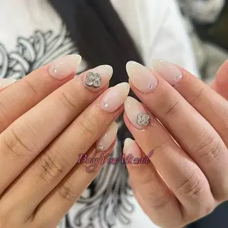ネイル Oomiya 服部のネイルデザイン