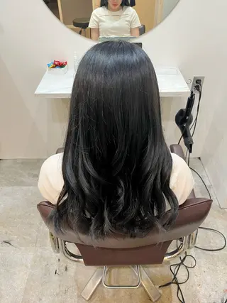 ロング 【髪質改善 艶髪】 布川 莉穂のヘアスタイル
