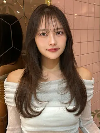 ロング 🎀しゅな/韓国 レイヤー/うる艶のヘアスタイル