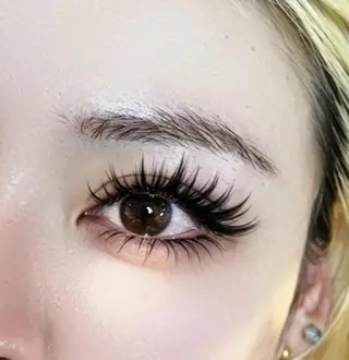 マツエク・マツパ Akina&Eye lash🌼LED店のマツエク・マツパデザイン