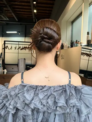 ヘアアレンジ あやの/レイヤー カット/パーマのヘアスタイル