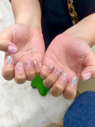 ネイル 吉田 里菜のネイルデザイン