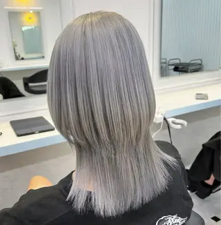 ミディアム カラー ブリーチカラー 🩵MIZUKIのヘアスタイル
