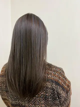 カラー 🌻透明感カラー🌻 阿井希良梨のヘアスタイル