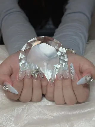 ネイル Julli NailStudioのネイルデザイン