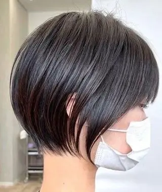 ショート 梅沢 優羽のヘアスタイル