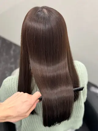 ロング パーマ 髪質改善Ⅰ透明感 艶カラーⅠたつやのヘアスタイル
