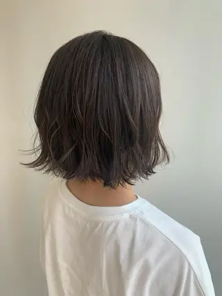ミディアム カラー パーマ ヘアアレンジ 加藤 綾華のヘアスタイル
