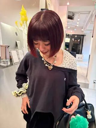 ショート カラー Tomoka🐶🌟 似合わせカット✂︎のヘアスタイル