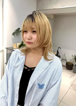 ミディアム カラー ハイトーンカラー が絶対可愛い✨泰聖✨のヘアスタイル