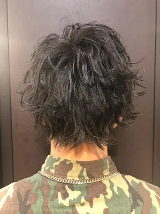ショート メンズ レイヤーカット　小山 悠のヘアスタイル