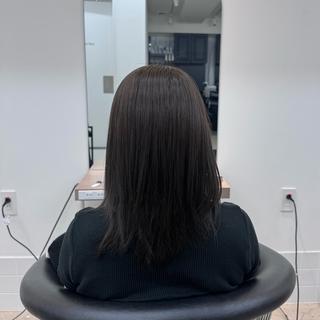 セミロング 内田 愛莉のヘアスタイル