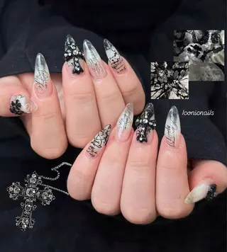 ネイル Iconic Nailのネイルデザイン