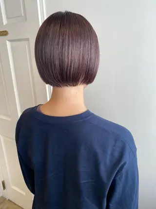ショート カラー MIOベージュカラー 柔らかいカラーのヘアスタイル