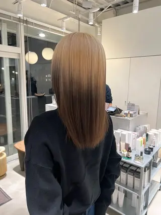 ロング カラー 周東 芽依のヘアスタイル