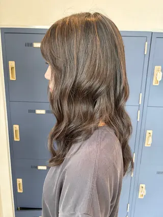 セミロング bloom AMIのヘアスタイル