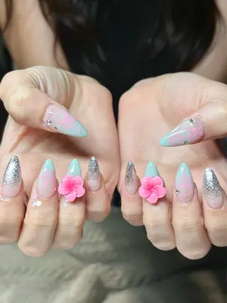 ネイル IROHA NAIL 愛音のネイルデザイン