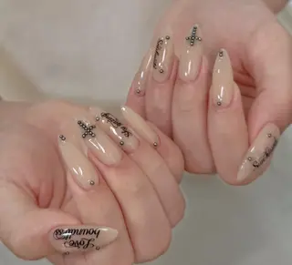 ネイル エリ🫧 nail池袋東口のネイルデザイン