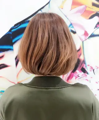 ミディアム パーマ 趙 英来のヘアスタイル