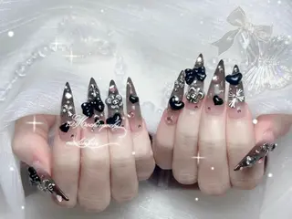 ネイル MUNI🎀 NAIL のネイルデザイン