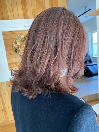 ミディアム カラー パーマ ヘアアレンジ メンズ キッズ ネイル マツエク・マツパ インナーカラー/ KANAのヘアスタイル