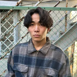 ショート パーマ メンズ パーマ職人 渡邊 優雅のヘアスタイル