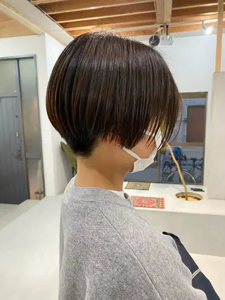 ショート 天神最安値エクステ カラーレイヤーカットのヘアスタイル