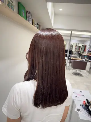 カラー 紅都🫧赤みなし 透明感水光カラーのヘアスタイル