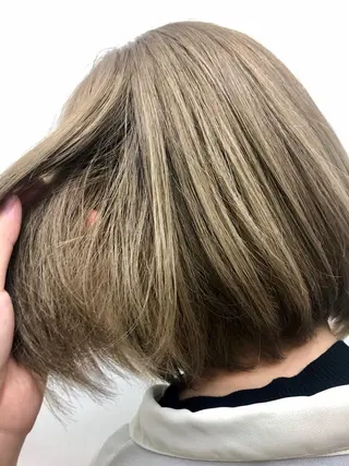 カラー 🌻透明感カラー🌻 阿井希良梨のヘアスタイル