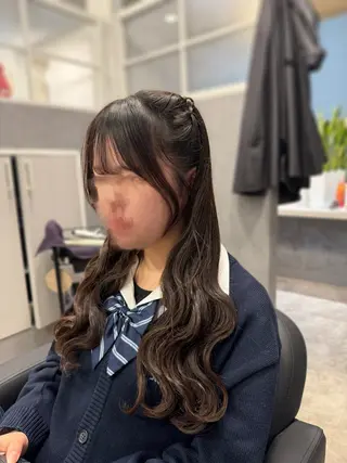 ロング ヘアアレンジ 加藤 碧唯のヘアスタイル