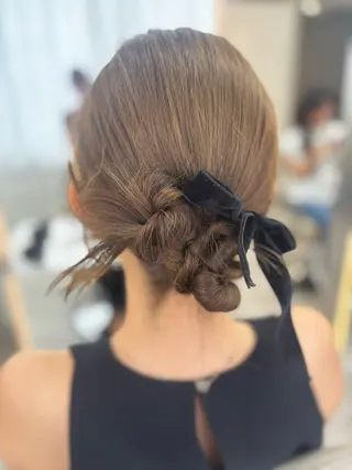 ヘアアレンジ 🫧yumena🫧 艶ワンカラー🖤大宮のヘアスタイル