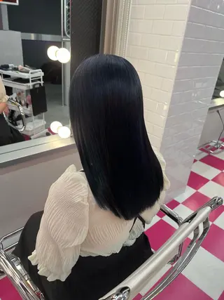 セミロング カラー ELU.☁️ ARIのヘアスタイル