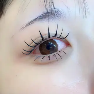 マツエク・マツパ 🫧 Y♡veil🫧のネイルデザイン