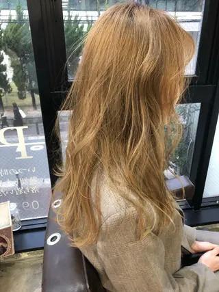 ロング カラー Pia ツボイ ケイタのヘアスタイル