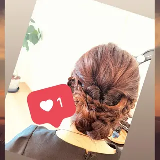 ロング ヘアアレンジ 友田 愛里華のエステ・リラクイメージ