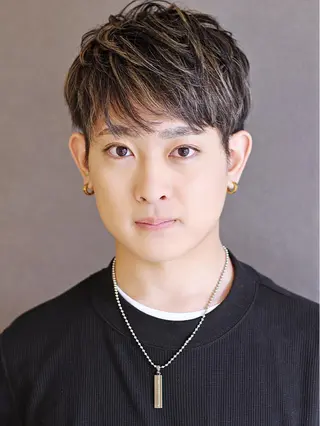メンズ 佐藤 純のヘアスタイル