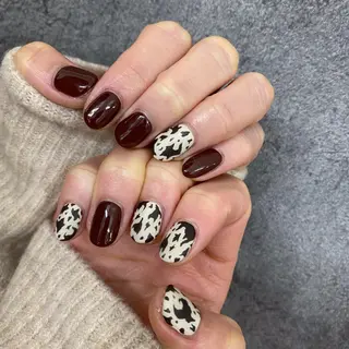 ネイル SHIORI 📍渋谷 / 円山町のネイルデザイン
