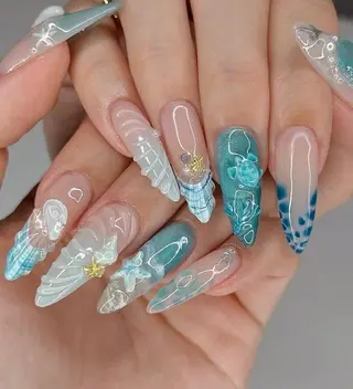 ネイル Rina Nail.Novaのネイルデザイン