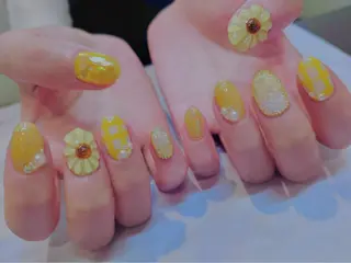 ネイル Spiky とうげ ふうかのネイルデザイン