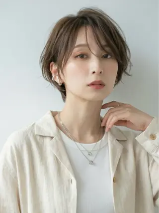ショート カラー サワタ ミサのヘアスタイル