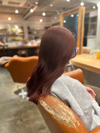 ロング カラー 髪質改善カラー ベージュ🤎YUMEのヘアスタイル
