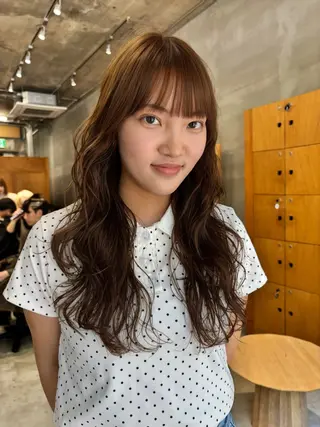 ロング パーマ wewe: momoeのヘアスタイル