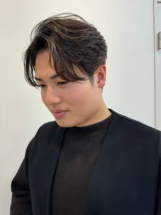 ミディアム パーマ メンズ 似合う髪型見つけます AYAKAのヘアスタイル