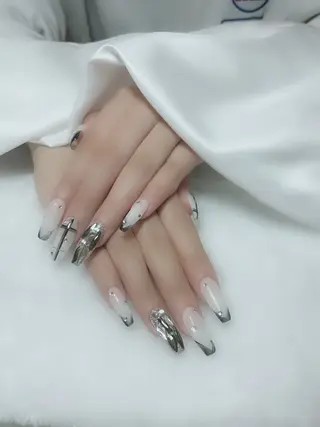 ネイル Amina nail salonのネイルデザイン