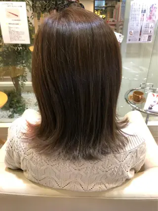 ミディアム カラー 金村 綾芽のヘアスタイル