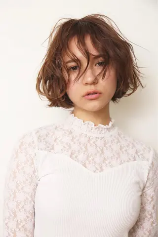 ショート カラー パーマ 出川 隆洋のヘアスタイル