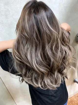 ロング 穐田 司樹のヘアスタイル