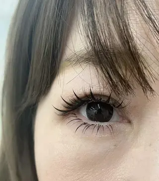 マツエク・マツパ Vivi💜マツエク 🐈‍⬛新大久保のマツエク・マツパデザイン